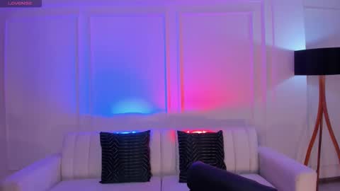 Am Becca online show from 10/30/25, 08:31