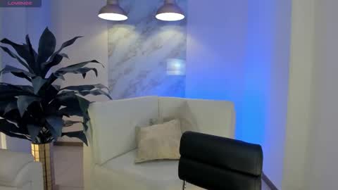 Am Becca online show from 11/08/25, 07:12