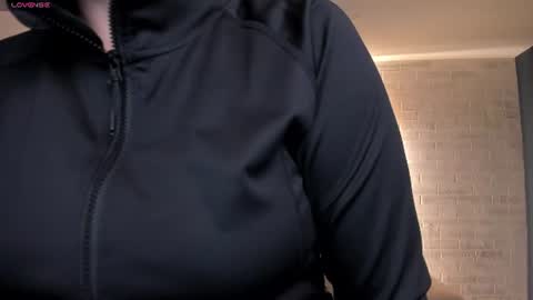 Am Becca online show from 07/12/26, 12:07