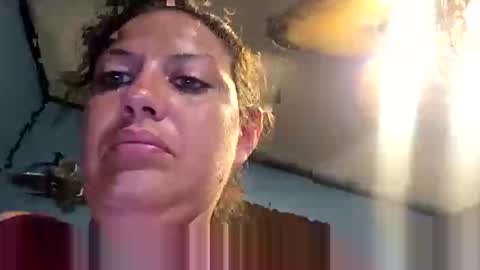 Snapshot of beccabee37 chatting on 09/25/25, 06:33 beccabee37 online show from 09/25/25, 06:33