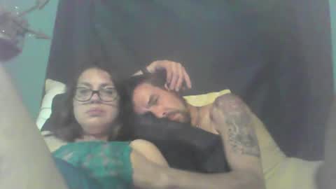 Snapshot of beccabee37 chatting on 03/14/26, 04:29 beccabee37 online show from 03/14/26, 04:29