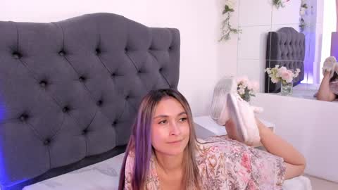 beccamilanni online show from 12/13/24, 04:16