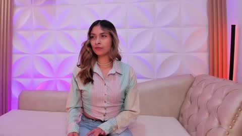 beccamilanni online show from 03/07/25, 12:45
