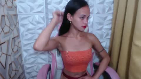 becca online show from 02/01/25, 01:02