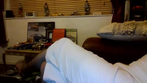 becky273622 online show from 09/12/25, 07:36