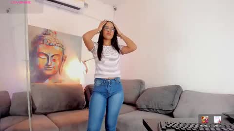 Victoria  online show from 06/09/26, 10:49