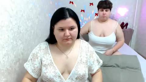 BeckyAndEllen online show from 12/16/24, 09:09