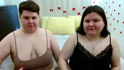 BeckyAndEllen online show from 10/27/25, 09:57