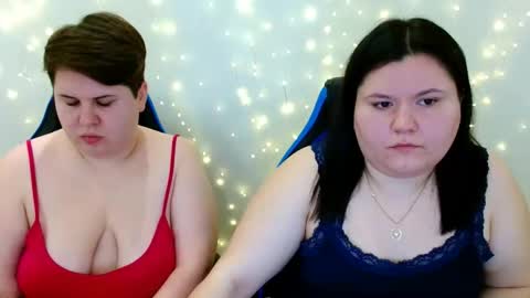 BeckyAndEllen online show from 12/21/25, 12:23