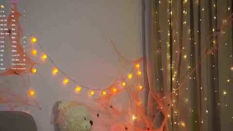 Snapshot of beckymadsons chatting on 11/13/25, 01:10 Melissa online show from 11/13/25, 01:10