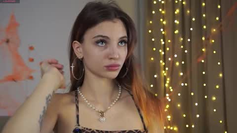 Snapshot of beckymadsons chatting on 11/21/25, 11:09 Melissa online show from 11/21/25, 11:09