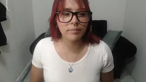 Snapshot of beckysexyhot69 chatting on 07/01/26, 06:29 beckysexyhot69 online show from 07/01/26, 06:29