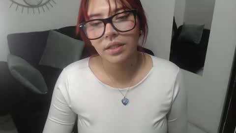 Snapshot of beckysexyhot69 chatting on 07/07/26, 06:34 beckysexyhot69 online show from 07/07/26, 06:34