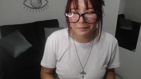 Snapshot of beckysexyhot69 chatting on 07/23/26, 04:49 beckysexyhot69 online show from 07/23/26, 04:49