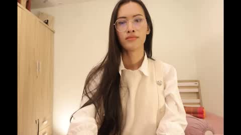 bee_thai online show from 11/07/25, 07:47