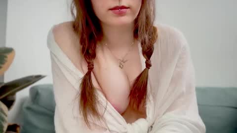 Mirana Blossom online show from 09/25/25, 03:05