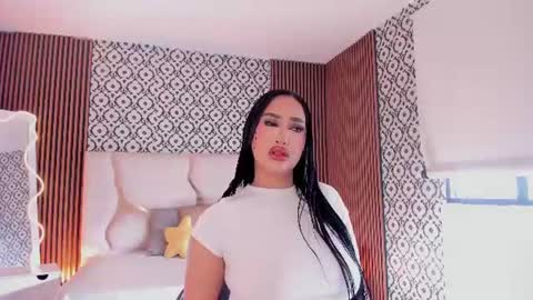 BELLA online show from 07/15/26, 12:54