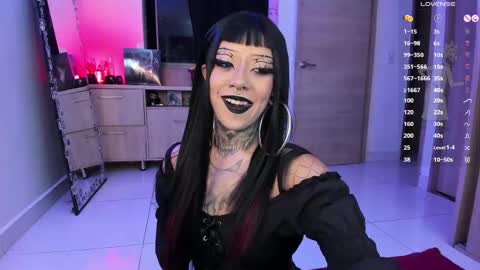 Snapshot of beelzebosss chatting on 10/26/25, 11:31 Daniela  ur fav living dead girl  online show from 10/26/25, 11:31