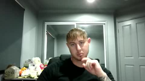 beelzebubxo online show from 10/09/25, 12:52