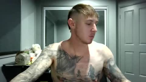 beelzebubxo online show from 11/06/25, 10:16