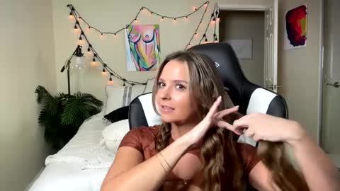 Snapshot of befxckingnice chatting on 01/06/25, 01:09 all links here  online show from 01/06/25, 01:09