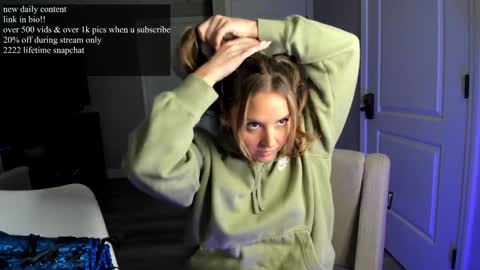 Snapshot of befxckingnice chatting on 01/25/25, 04:46 all links here  online show from 01/25/25, 04:46