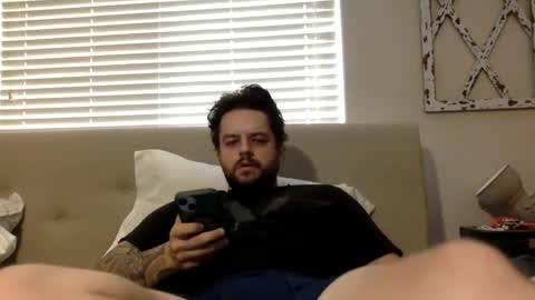 Snapshot of beginnersluck111 chatting on 09/24/25, 04:10 Beginners Luck online show from 09/24/25, 04:10