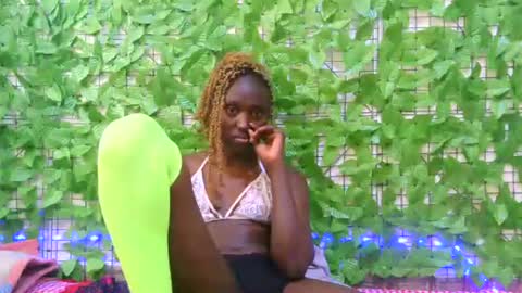 beib_love online show from 09/12/25, 07:41