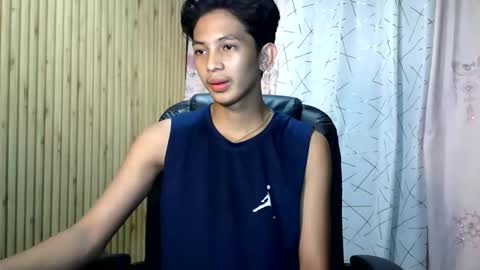 Snapshot of bejjs_08 chatting on 03/21/26, 12:21 brandonjames online show from 03/21/26, 12:21