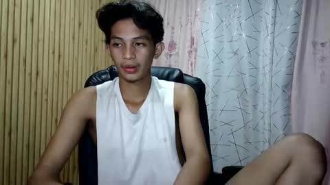 Snapshot of bejjs_08 chatting on 04/08/26, 02:50 brandonjames online show from 04/08/26, 02:50