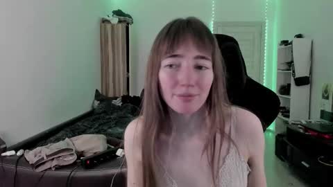 Lisa online show from 10/14/25, 04:30