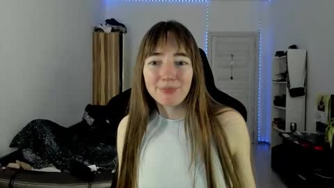 Lisa online show from 10/26/25, 02:56