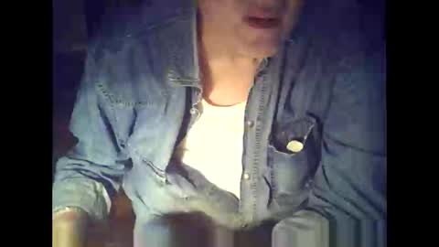 bekklove1 online show from 10/15/25, 04:29