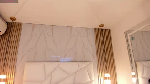 Snapshot of belacampbell chatting on 10/16/25, 06:14 Bela online show from 10/16/25, 06:14