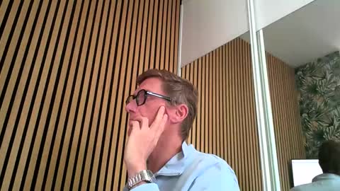 Snapshot of belami_france chatting on 09/29/25, 09:36 SexFriendFrance online show from 09/29/25, 09:36