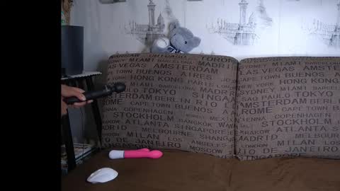 Snapshot of belarose chatting on 09/25/25, 10:19 Belarose online show from 09/25/25, 10:19