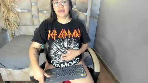 Snapshot of belen_green chatting on 04/06/26, 01:01 Belen online show from 04/06/26, 01:01