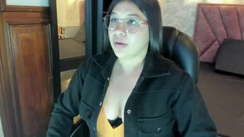 Snapshot of belen_green chatting on 05/17/26, 08:05 Belen online show from 05/17/26, 08:05