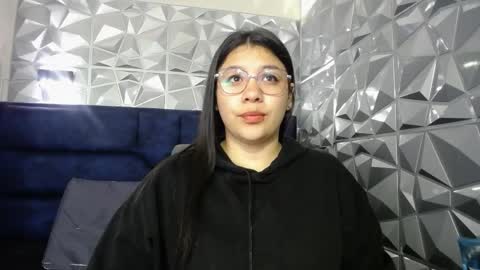 Snapshot of belen_green chatting on 05/18/26, 12:33 Belen online show from 05/18/26, 12:33