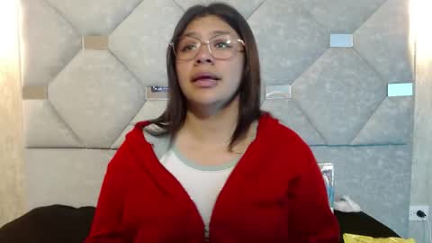 Snapshot of belen_green chatting on 05/20/26, 01:12 Belen online show from 05/20/26, 01:12
