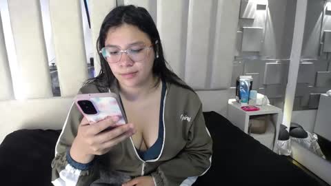 Snapshot of belen_green chatting on 06/06/26, 11:15 Belen online show from 06/06/26, 11:15