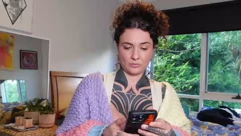 Alt Aussie online show from 06/25/26, 05:34