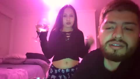 Snapshot of belenpetite chatting on 09/19/25, 05:20 Petite Belen and Alex online show from 09/19/25, 05:20