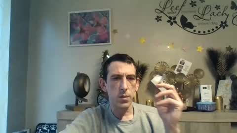 Snapshot of belgianboy33 chatting on 12/19/24, 10:02 Dreamcock online show from 12/19/24, 10:02