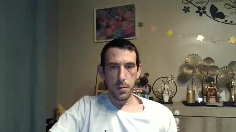Snapshot of belgianboy33 chatting on 10/19/25, 02:56 Dreamcock online show from 10/19/25, 02:56