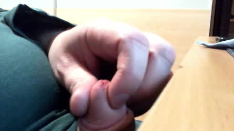 Snapshot of belgianfatcock chatting on 02/25/25, 06:31 belgianfatcock online show from 02/25/25, 06:31