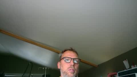 Snapshot of belgianordenary chatting on 10/17/25, 11:57 belgianordenary online show from 10/17/25, 11:57