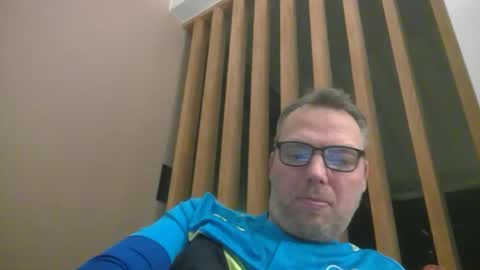 Snapshot of belgianordenary chatting on 12/14/25, 10:58 belgianordenary online show from 12/14/25, 10:58