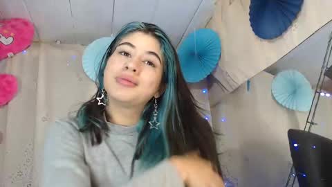 modelo independiente online show from 12/09/24, 12:45