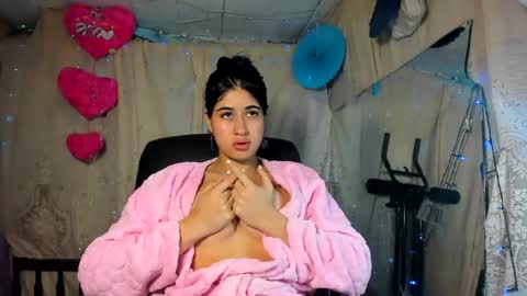 modelo independiente online show from 03/11/25, 05:38
